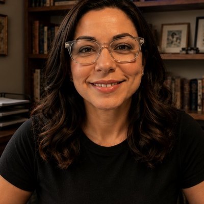 Analena Shull, founder of calcgeeks
